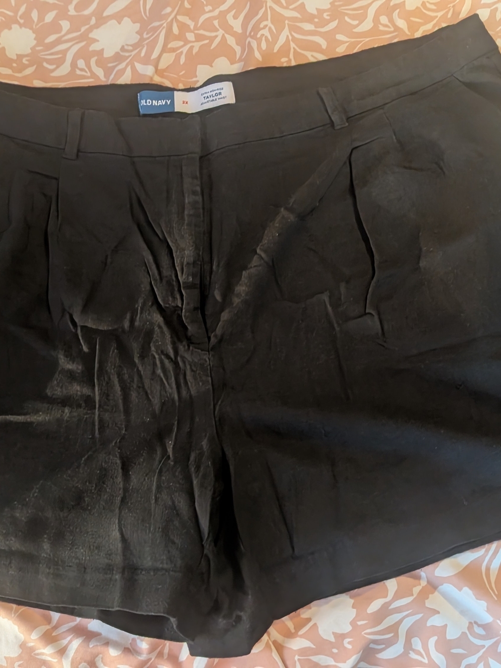 Old Navy Extra High Rise Taylor Shorts
